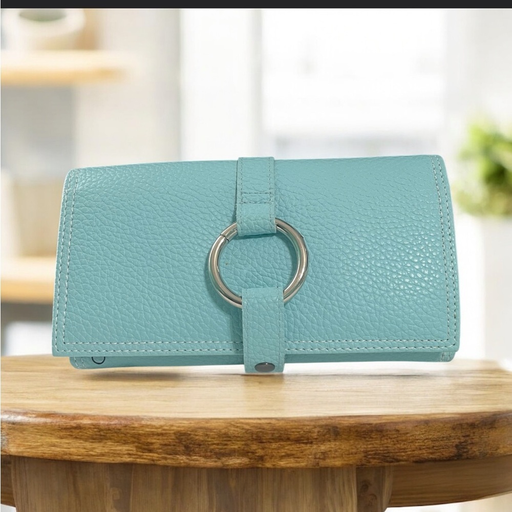 Blue Faux Leather Jewelry Keeper